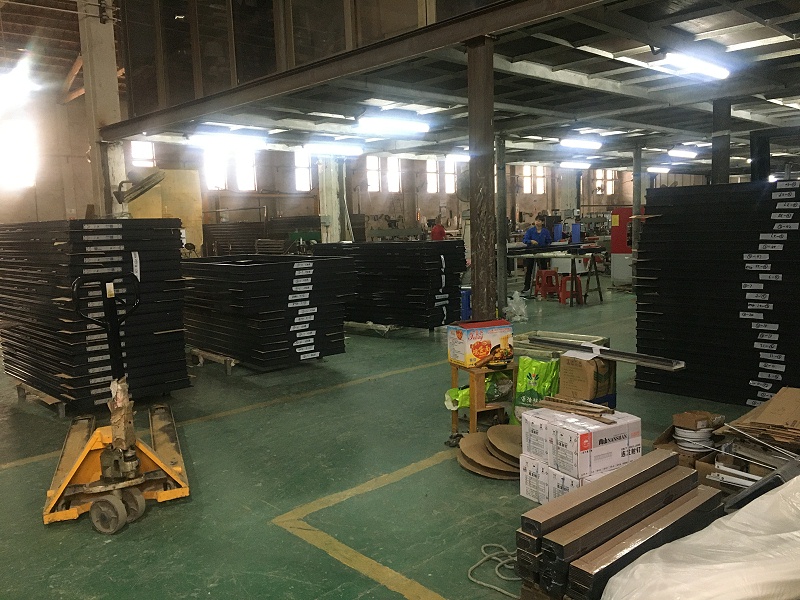 鋁合金門窗10大品牌廠家該如何在門窗市場中占據(jù)有利的市場地位？