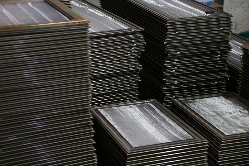 高檔鋁合金門窗的定制設(shè)計，原來大有講究！【樓上樓門窗】